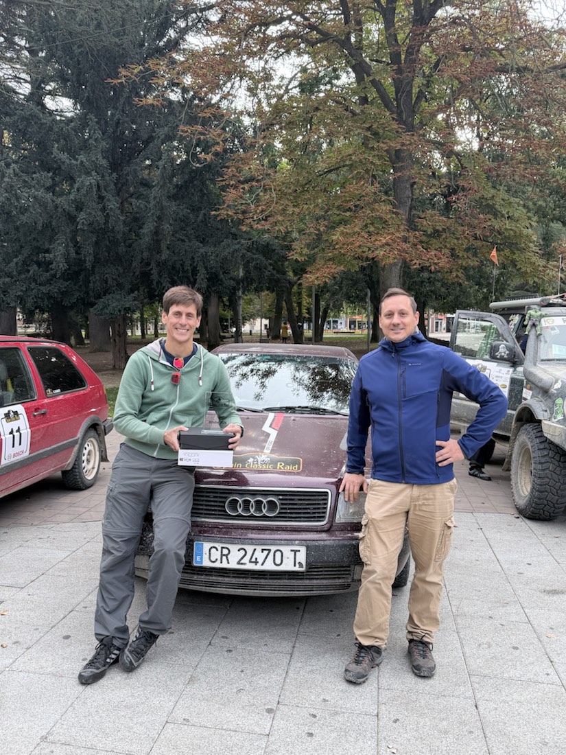 Andrés and Germán with the Audi in Palencia, at the end of our race.